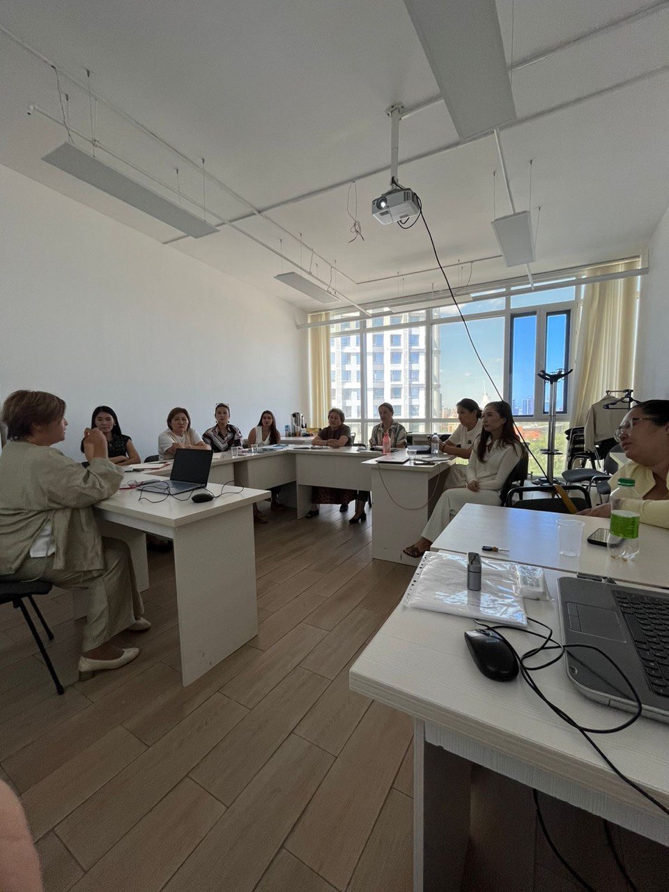 photo_2025-11-10_22-31-35